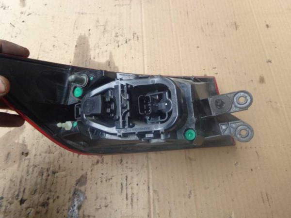 FEU ARRIERE DROIT RENAULT EXTERIEUR - Vue 2